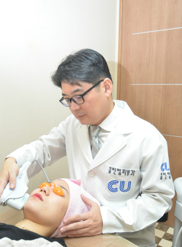 청담 오정준 원장 시술.jpg